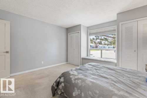 16715 98 Street Nw, Edmonton, AB 