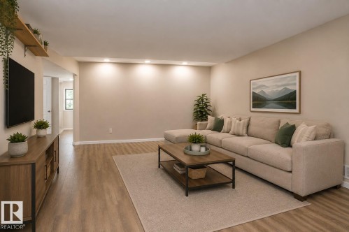 16715 98 Street Nw, Edmonton, AB 