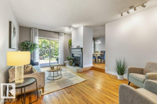 16715 98 Street Nw, Edmonton, AB 