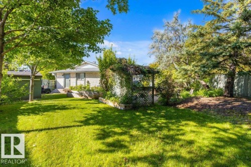 16715 98 Street Nw, Edmonton, AB 