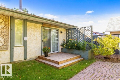 16715 98 Street Nw, Edmonton, AB 