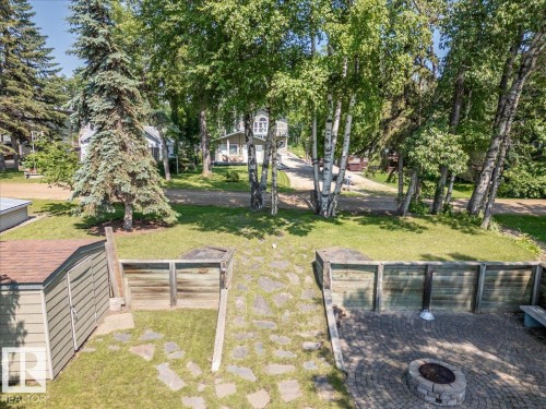 16 Lakeshore Drive, Rural Leduc County, AB 