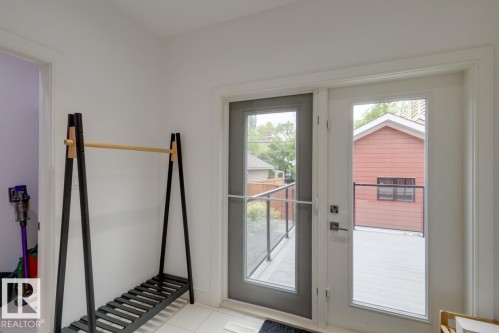 11045 85 Avenue Nw, Edmonton, AB 