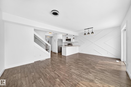 13005 162A Avenue Nw, Edmonton, AB - Indoor Photo Showing Other Room