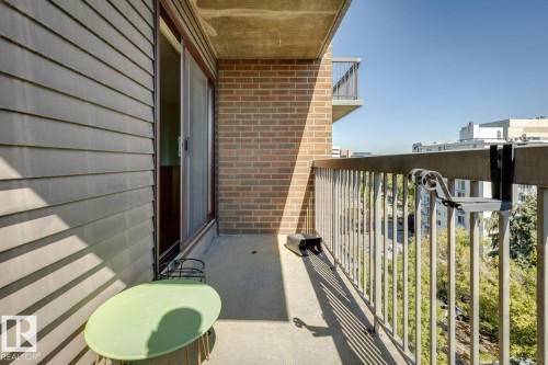 Private balcony featuring a sliding glass door and durable concrete flooring - #905 9929 113 St Nw, Edmonton, AB 