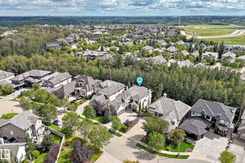 Residential street with mature trees and established landscaping - 417 Caldwell Place Nw, Edmonton, AB 