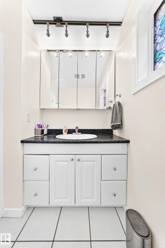 11211 40 Avenue Nw, Edmonton, AB 