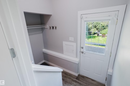 4708 106 Avenue Nw, Edmonton, AB 
