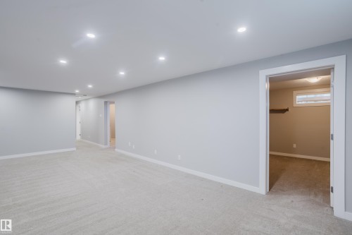 4708 106 Avenue Nw, Edmonton, AB 