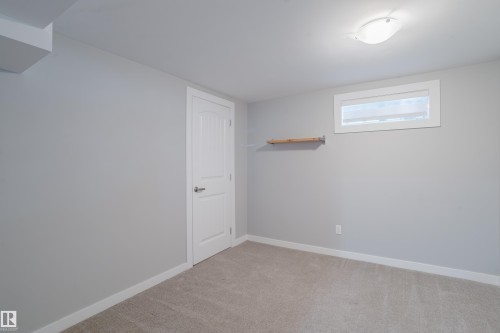 4708 106 Avenue Nw, Edmonton, AB 