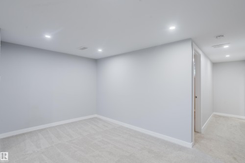 4708 106 Avenue Nw, Edmonton, AB 