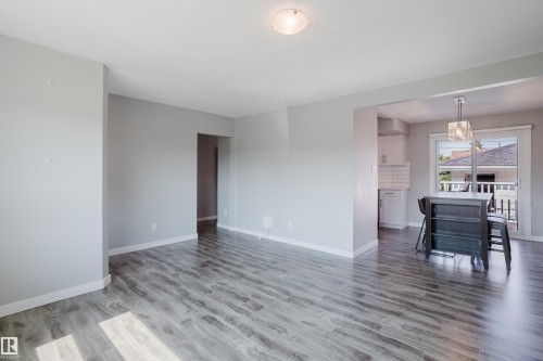 4708 106 Avenue Nw, Edmonton, AB 