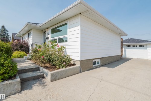 4708 106 Avenue Nw, Edmonton, AB 