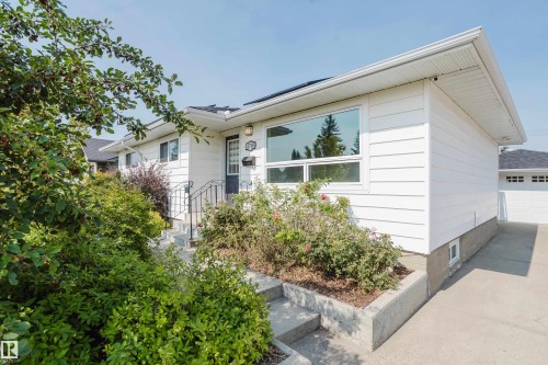 4708 106 Avenue Nw, Edmonton, AB 