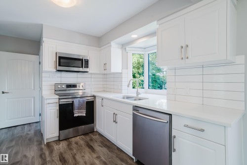 4708 106 Avenue Nw, Edmonton, AB 