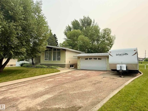 4705 43A St, Drayton Valley, AB - Outdoor