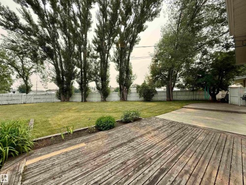 4705 43A St, Drayton Valley, AB - Outdoor