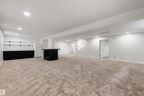 129 Ironwood Place Nw, Edmonton, AB 