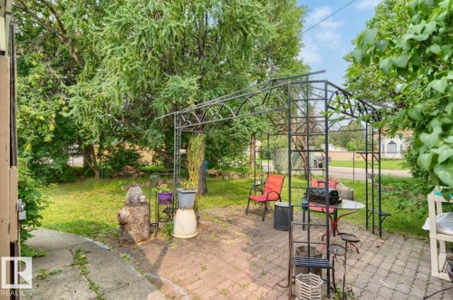 12150 47 Street Nw, Edmonton, AB - Outdoor