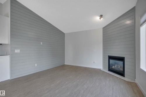 32 Meadowview Drive, Leduc, AB 