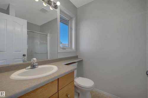 32 Meadowview Drive, Leduc, AB 