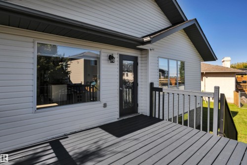 32 Meadowview Drive, Leduc, AB 