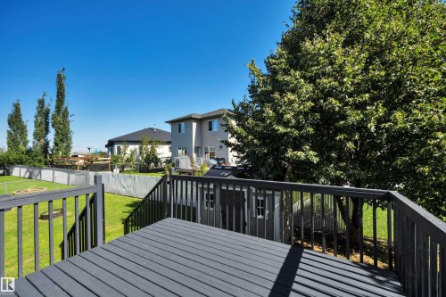 32 Meadowview Drive, Leduc, AB 