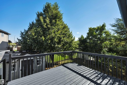32 Meadowview Drive, Leduc, AB 