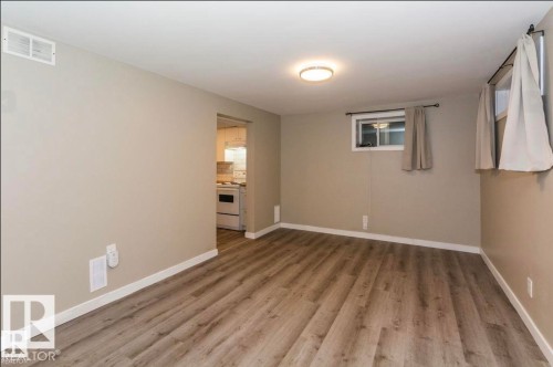 4207 114 Avenue Nw, Edmonton, AB 