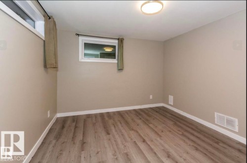 4207 114 Avenue Nw, Edmonton, AB 