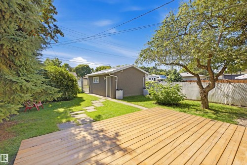4207 114 Avenue Nw, Edmonton, AB 