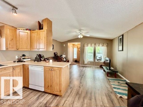 4810 48 Avenue, Wetaskiwin, AB 