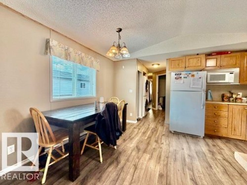 4810 48 Avenue, Wetaskiwin, AB 