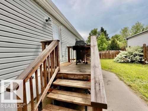 4810 48 Avenue, Wetaskiwin, AB 