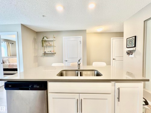 #203 394 Windermere Rd Nw, Edmonton, AB 