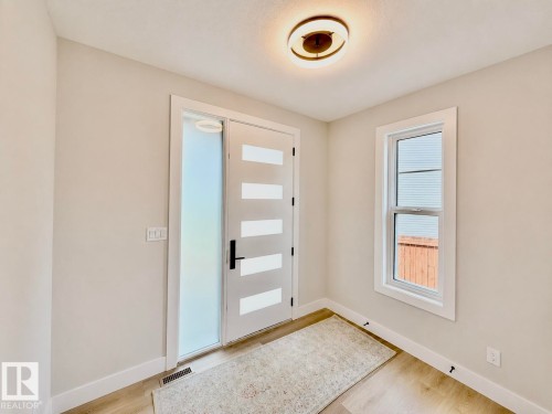 16 Middleton Close, Leduc, AB - Indoor Photo Showing Other Room