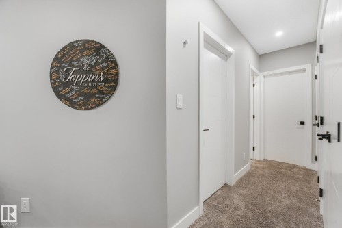 8715 83 Avenue Nw, Edmonton, AB 