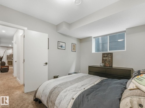 8715 83 Avenue Nw, Edmonton, AB 