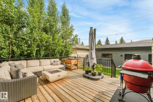 8715 83 Avenue Nw, Edmonton, AB 