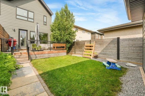 8715 83 Avenue Nw, Edmonton, AB 