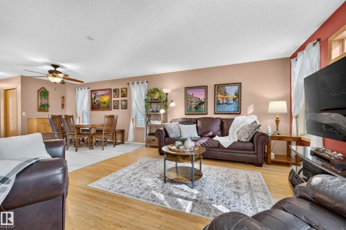 Hardwood flooring in living area - 1223 Gillespie Crescent Nw, Edmonton, AB 