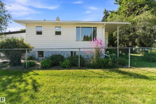 5501 48 Avenue, Wetaskiwin, AB 
