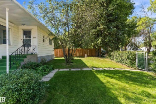 5501 48 Avenue, Wetaskiwin, AB 
