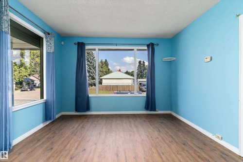 5501 48 Avenue, Wetaskiwin, AB 