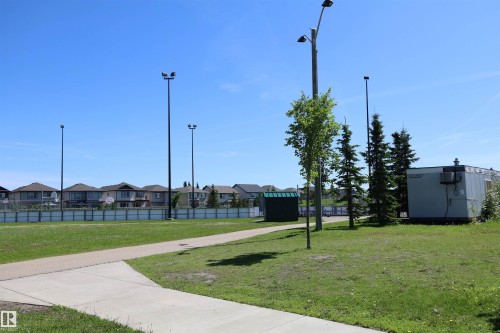 4044 Alexander Way Sw, Edmonton, AB 
