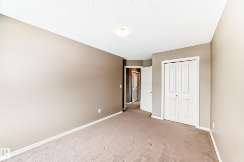 4044 Alexander Way Sw, Edmonton, AB 