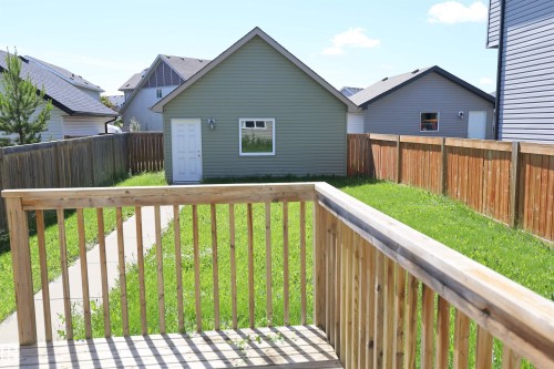 4044 Alexander Way Sw, Edmonton, AB 