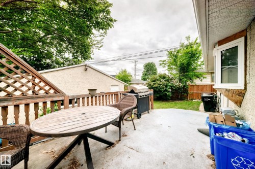 12423 75 Street Nw, Edmonton, AB 