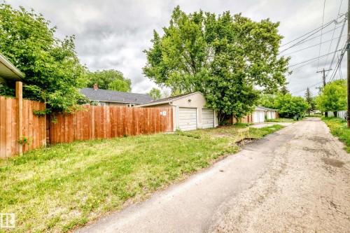 12423 75 Street Nw, Edmonton, AB 