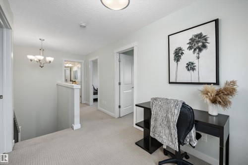 3911 Claxton Loop Sw, Edmonton, AB 